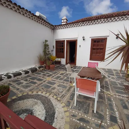 Remarkable 4-bed * La Laguna (Tenerife)