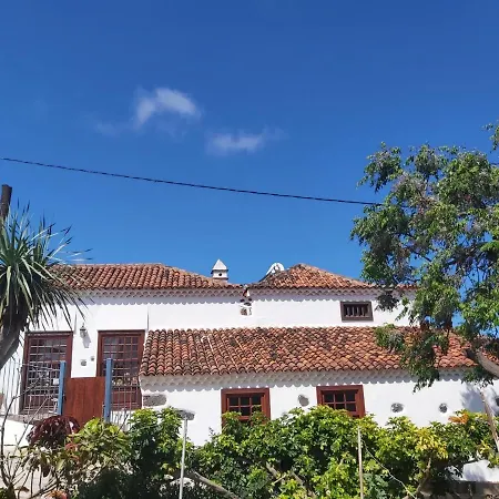 Remarkable 4-bed Villa La Laguna (Tenerife)